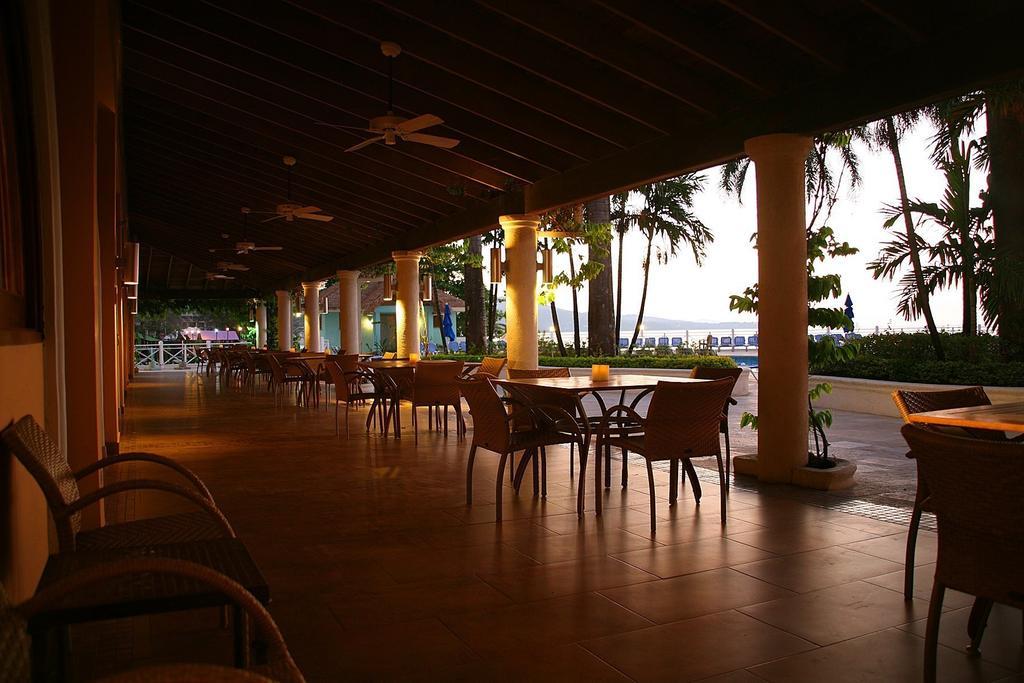 Sunscape Splash Montego Bay Resort And Spa Ресторан фото